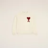 Pull à col rond Ami de Coeur en laine blanche