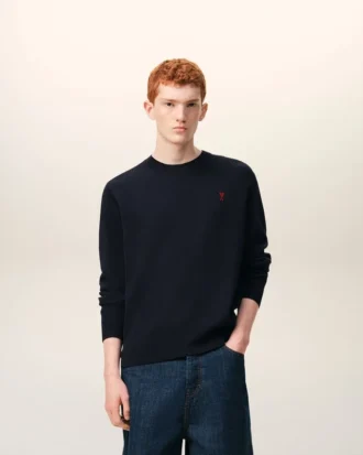 Pull à col rond en laine bleue avec motif Ami de Coeur contrasté