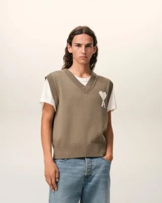 Pull sans manches Ami de Coeur Sweater en laine et coton beige