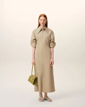 Robe chemise ajustée en coton beige