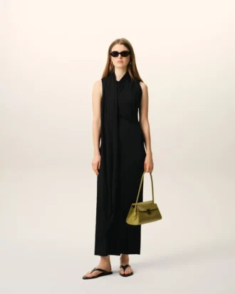 Robe longue à col lavallière en jersey noir