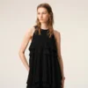 Robe longue noire en soie mélangée à volants