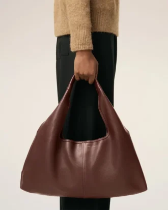 Sac à bandoulière Etienne en cuir souple bordeaux