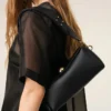 Sac Carrousel en cuir de vache noir