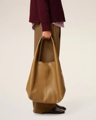 Sac hobo Etienne en cuir souple jaune