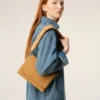 Sac messager à rabat Carrousel en cuir de vachette jaune