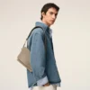 Sac messager à rabat en cuir de vache gris
