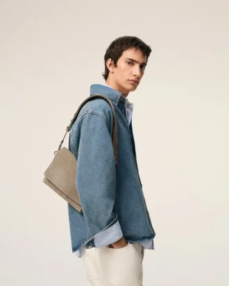 Sac messager à rabat en cuir de vache gris
