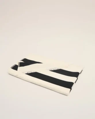 Serviette de plage en coton rayée noire