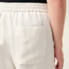 Short Ami de Coeur en lin mélangé beige à taille élastiquée