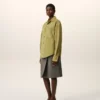 Surchemise boutonnée en cuir de chèvre vert