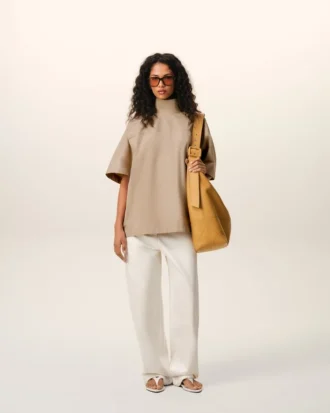 T-shirt à col montant boutonné Ami De Coeur en coton beige