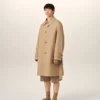 Trench-coat beige en sergé de coton déperlant avec ceinture
