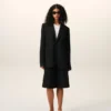 Veste droite carrée en laine vierge noire