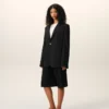 Veste droite carrée en laine vierge noire